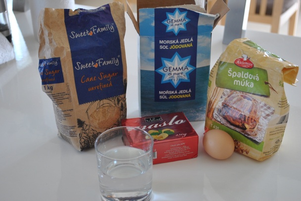 Pâte brisée s rebarborou (fotorecept) - obrázok 1