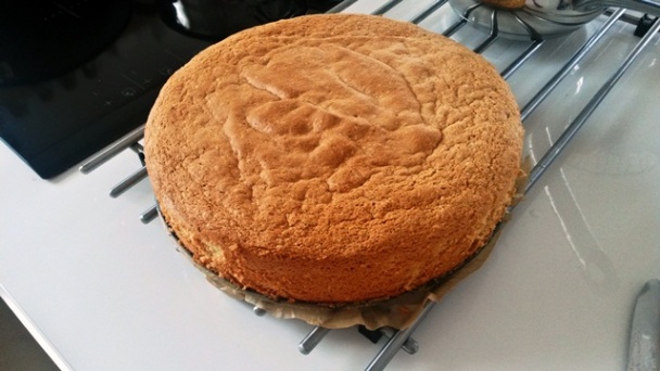 Jahodová špaldová torta (fotorecept) - obrázok 1