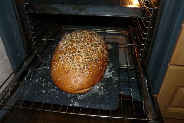 Zdravý domáci chlieb s mäkkou kôrkou - mierne na pare (fotorecept) - obrázok 16
