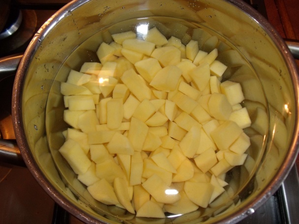 Dobrá gulášová alebo držková polievka - sáčkovo domáca - obrázok 1