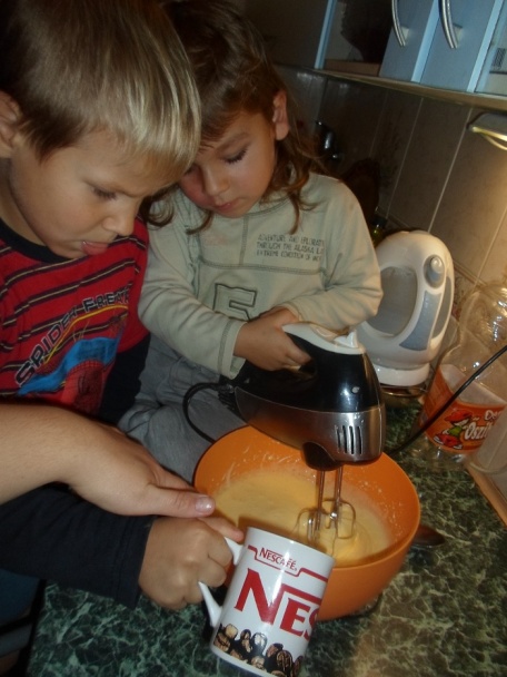 Rýchly hrnčekový koláč (fotorecept) - obrázok 2