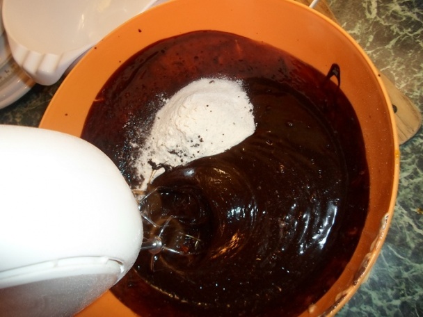 Čokoládový koláč (fotorecept) - obrázok 4