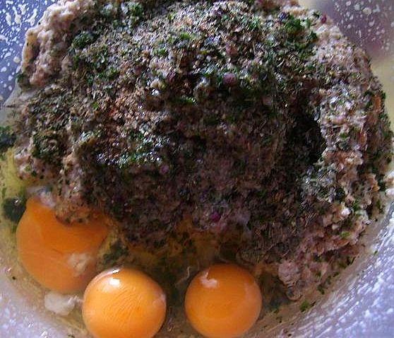 Výborná a lacná sekaná z chleba (fotorecept) - obrázok 4