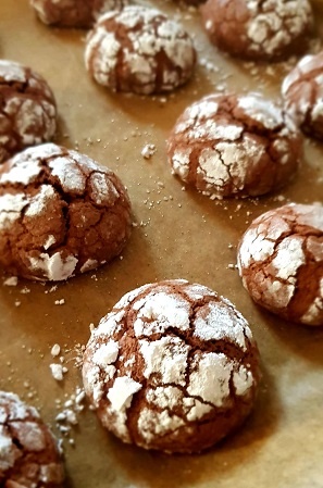 Zasnežené čokoládové loptičky (fotorecept) - obrázok 6