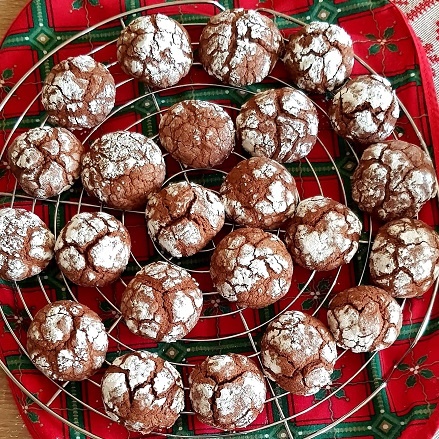 Zasnežené čokoládové loptičky (fotorecept) - obrázok 7