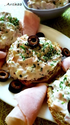 Lahôdka - rýchlorýchly šunkový párty šalát - obrázok 3