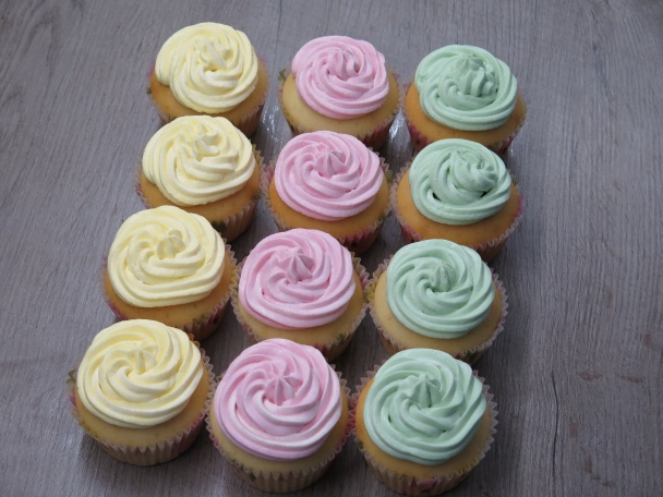 Veľkonočné vanilkové cupcaky (videorecept) - obrázok 3