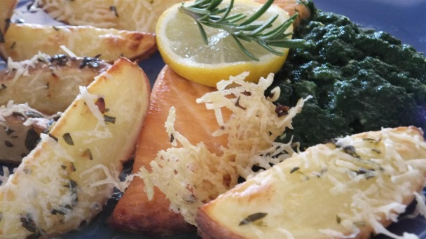 Zapečené zemiačky s bylinkami a parmezánom - obrázok 3