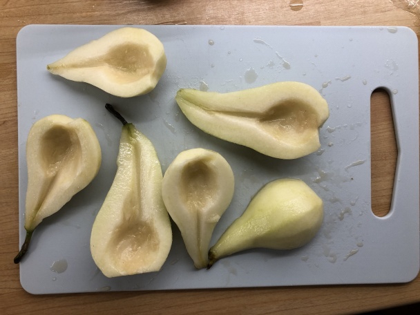 Mille feuilles s karamelizovanou bielou čokoládou a hruškami (fotorecept) - obrázok 3