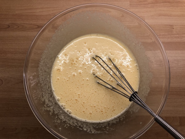 Mille feuilles s karamelizovanou bielou čokoládou a hruškami (fotorecept) - obrázok 4