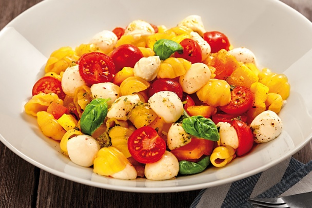 Letný cestovinový šalát - obrázok 3