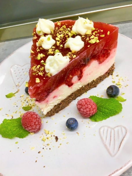 Nepečená malinová torta - obrázok 3