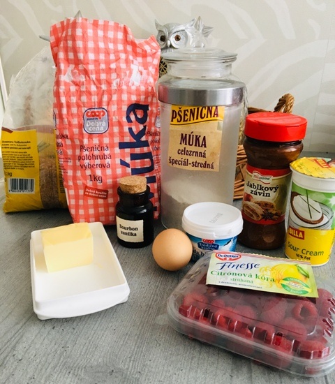Celozrnný koláč s bobuľovým ovocím (fotorecept) - obrázok 1
