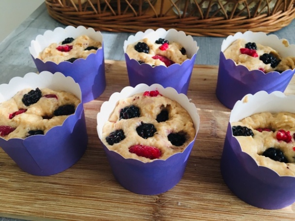 Celozrnné ovocné muffiny s chrumkavou voňavou posýpkou (fotorecept) - obrázok 4