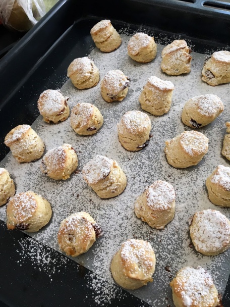 Úžasné scones so sušeným ovocím podľa Jamieho Olivera - obrázok 4