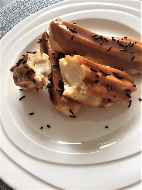 Karamelové èclairs - obrázok 5