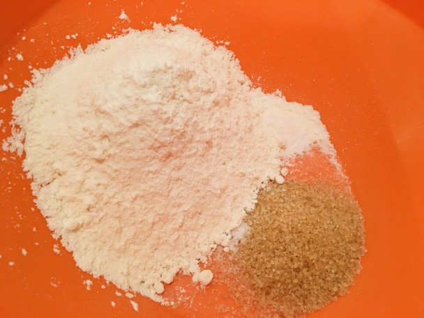 Expresné voňavé banánové muffiny s malinami (fotorecept) - obrázok 3