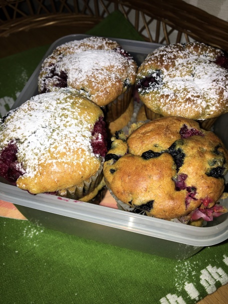 Expresné voňavé banánové muffiny s malinami (fotorecept) - obrázok 7