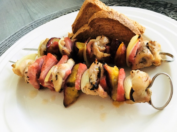 Mäsové špízy so slivkami (fotorecept) - obrázok 5