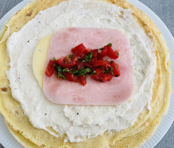 Výborné palacinky plnené šunkou a syrom (fotorecept) - obrázok 2