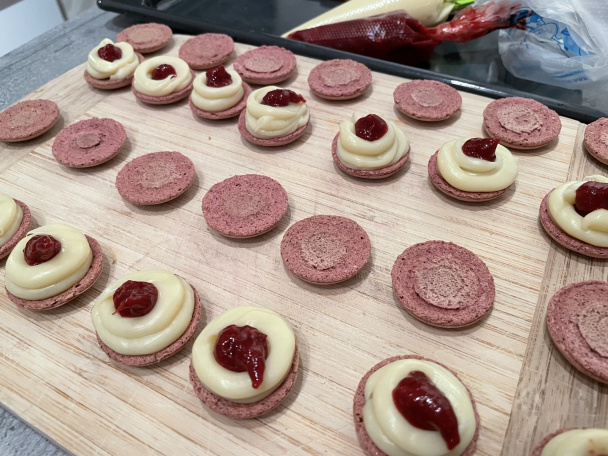 Recyklované makrónky s vôňou ruží - obrázok 4