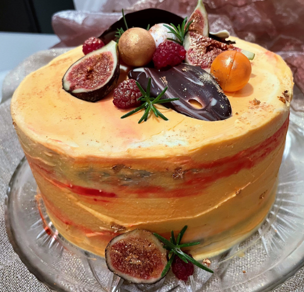 Tekvicová torta s pomarančovo-ružovým krémom - obrázok 6