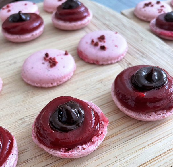 Malinovo-čokoládové makrónky (fotorecept) - obrázok 5