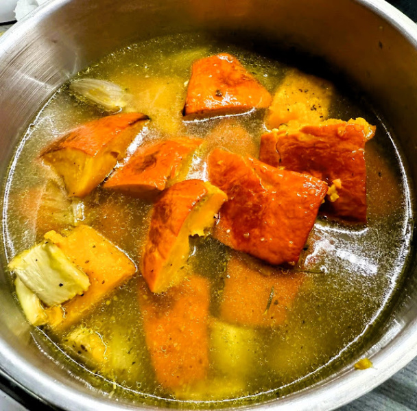 Polievka z pečenej hokkaido tekvice (fotorecept) - obrázok 2