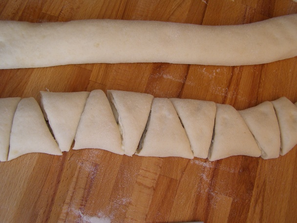 Bryndzové kysnuté koláčiky - obrázok 5