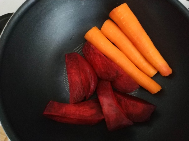 Cviklovo-mrkvové rizoto - obrázok 1