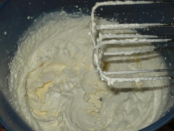 Nepečená želé torta s ovocím (fotorecept) - obrázok 7