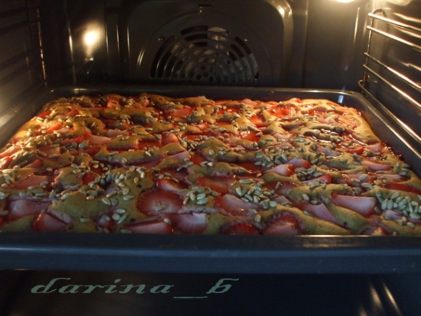 Jogurtová bublanina s jahodami (fotorecept) - obrázok 5