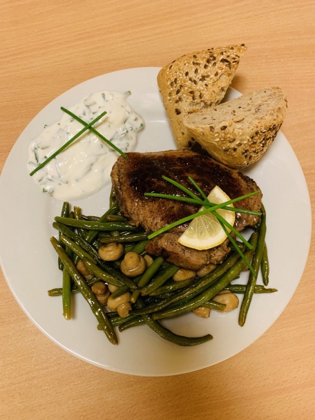 Bravčový steak so zeleninovou oblohou (fotorecept) - obrázok 6