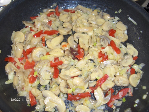 Krkovička so šampiňónmi a kápiou (fotorecept) - obrázok 2