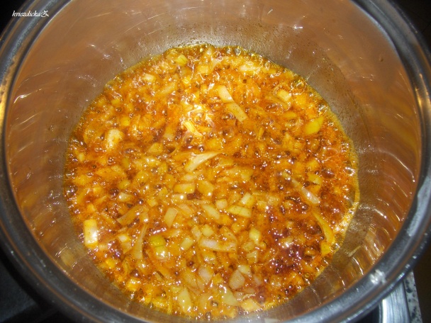 Kapustová polievka s klobásou (fotorecept) - obrázok 1