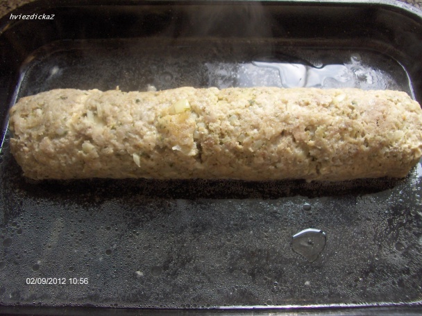 Fašírková roláda a lá pštrosie vajcia  - obrázok 5