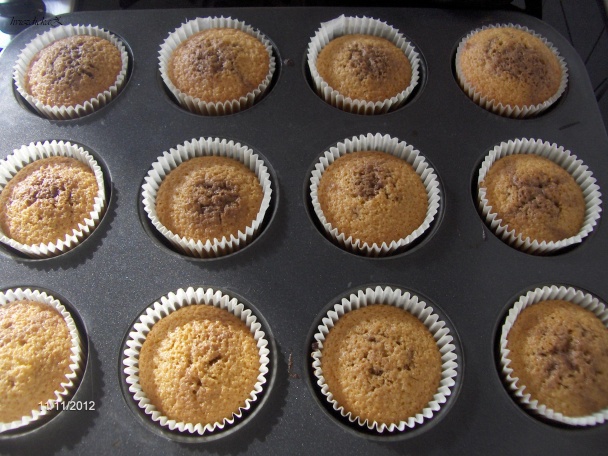 Dvojfarebné muffiny s horkou čokoládou (fotorecept) - obrázok 5
