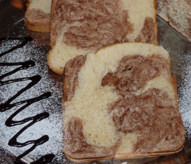 Dvojfarebná vianočka z domácej pekárne (fotorecept) - obrázok 13