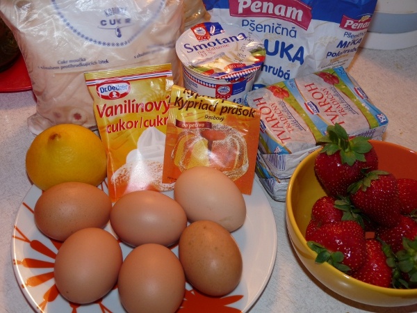 Jahodová roláda (fotorecept) - obrázok 1