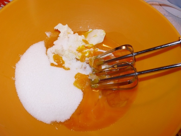 Svieži koláč z čerstvých ríbezlí (fotorecept) - obrázok 2