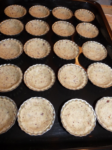 Orieškové košíčky so syrovou penou (fotorecept) - obrázok 4