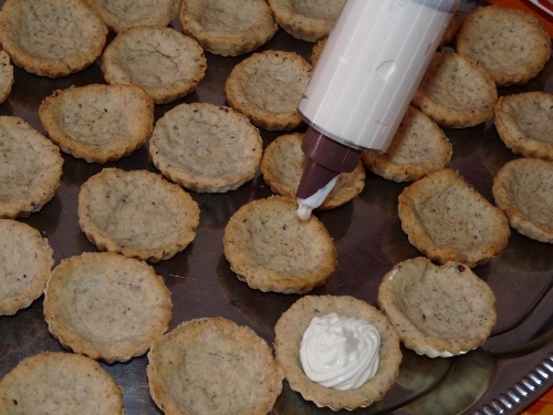 Orieškové košíčky so syrovou penou (fotorecept) - obrázok 6