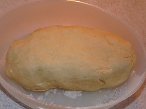 Cesnakový koláč s bryndzovou plnkou (fotorecept) - obrázok 2