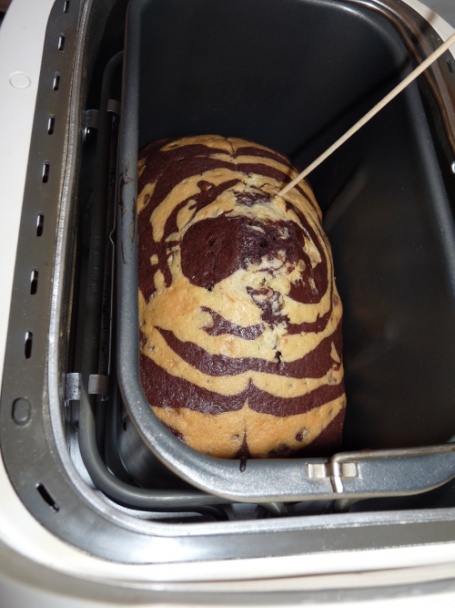 Mramorový koláč z pekárničky (fotorecept) - obrázok 11