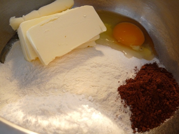 Kakaový koláč s tvarohom (fotorecept) - obrázok 1