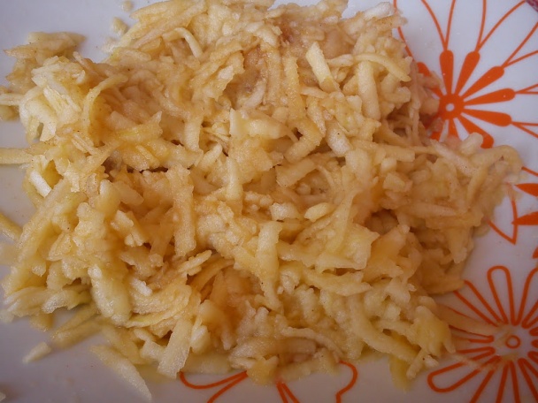 Okrúhly jablkový koláč (fotorecept) - obrázok 3