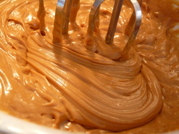 Orechovo-karamelová roláda (fotorecept) - obrázok 8