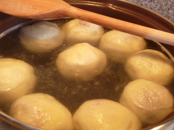 Slivkové guľky z tvarohového cesta (fotorecept) - obrázok 6