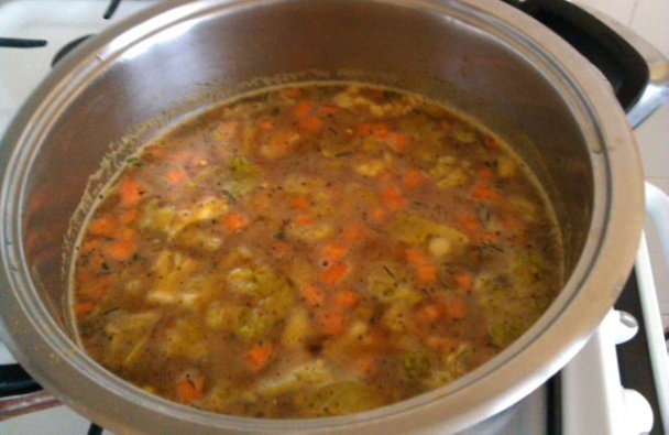 Fazuľová polievka so super haluškami (fotorecept) - obrázok 6