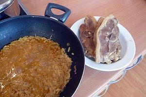 Jahňacie karí s mangom a hrozienkovým kuskusom (fotorecept) - obrázok 11